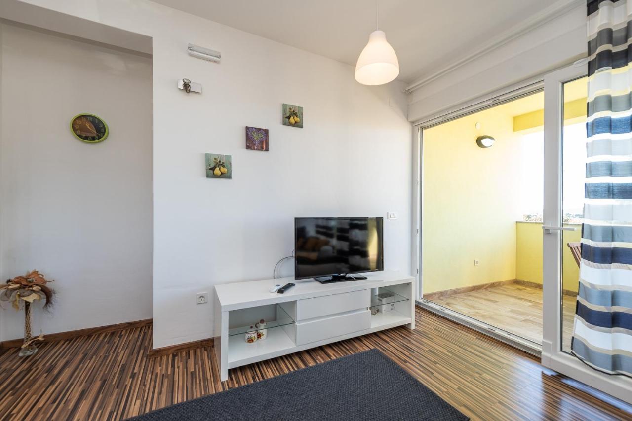 Antonio Apartments ซูโกชัน ภายนอก รูปภาพ