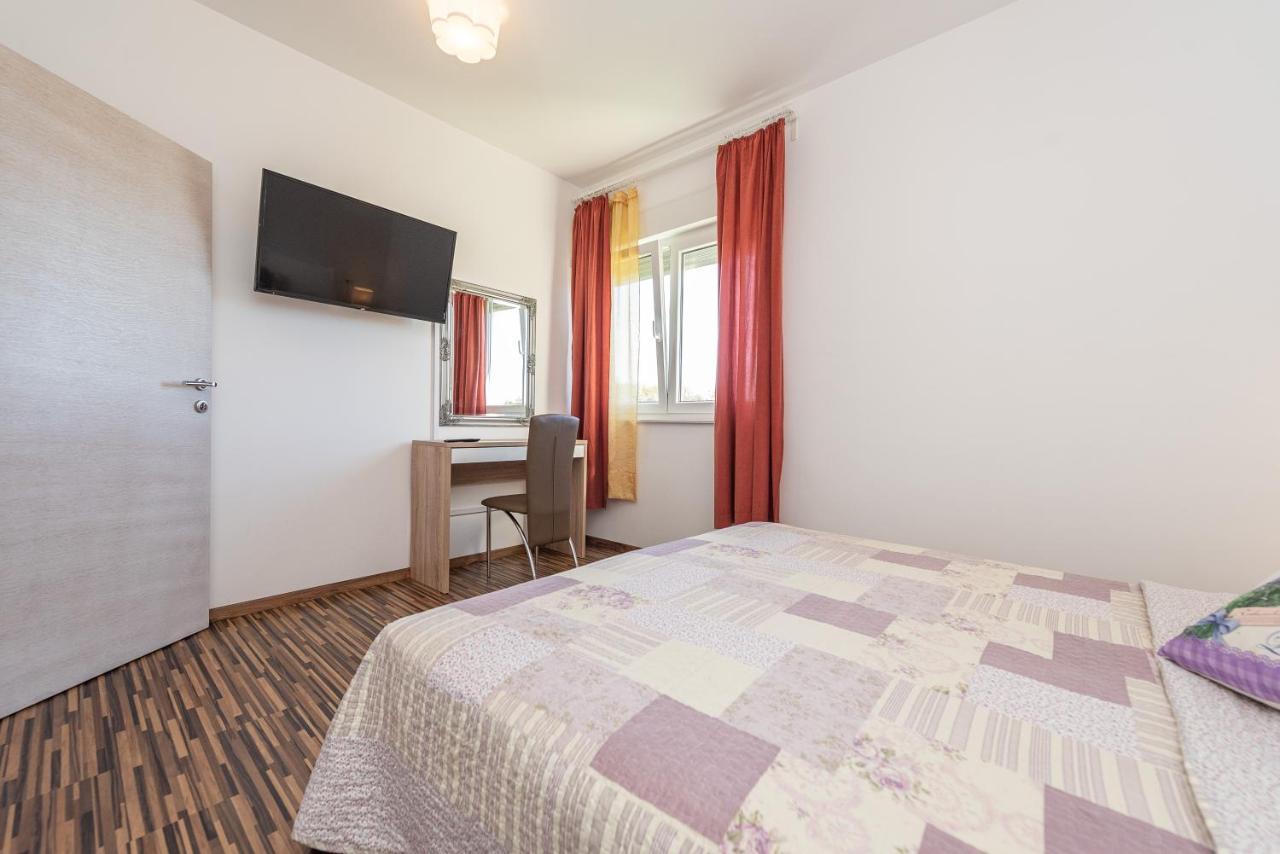 Antonio Apartments ซูโกชัน ภายนอก รูปภาพ