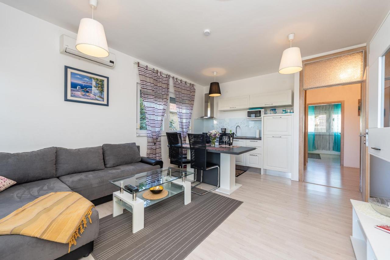 Antonio Apartments ซูโกชัน ภายนอก รูปภาพ