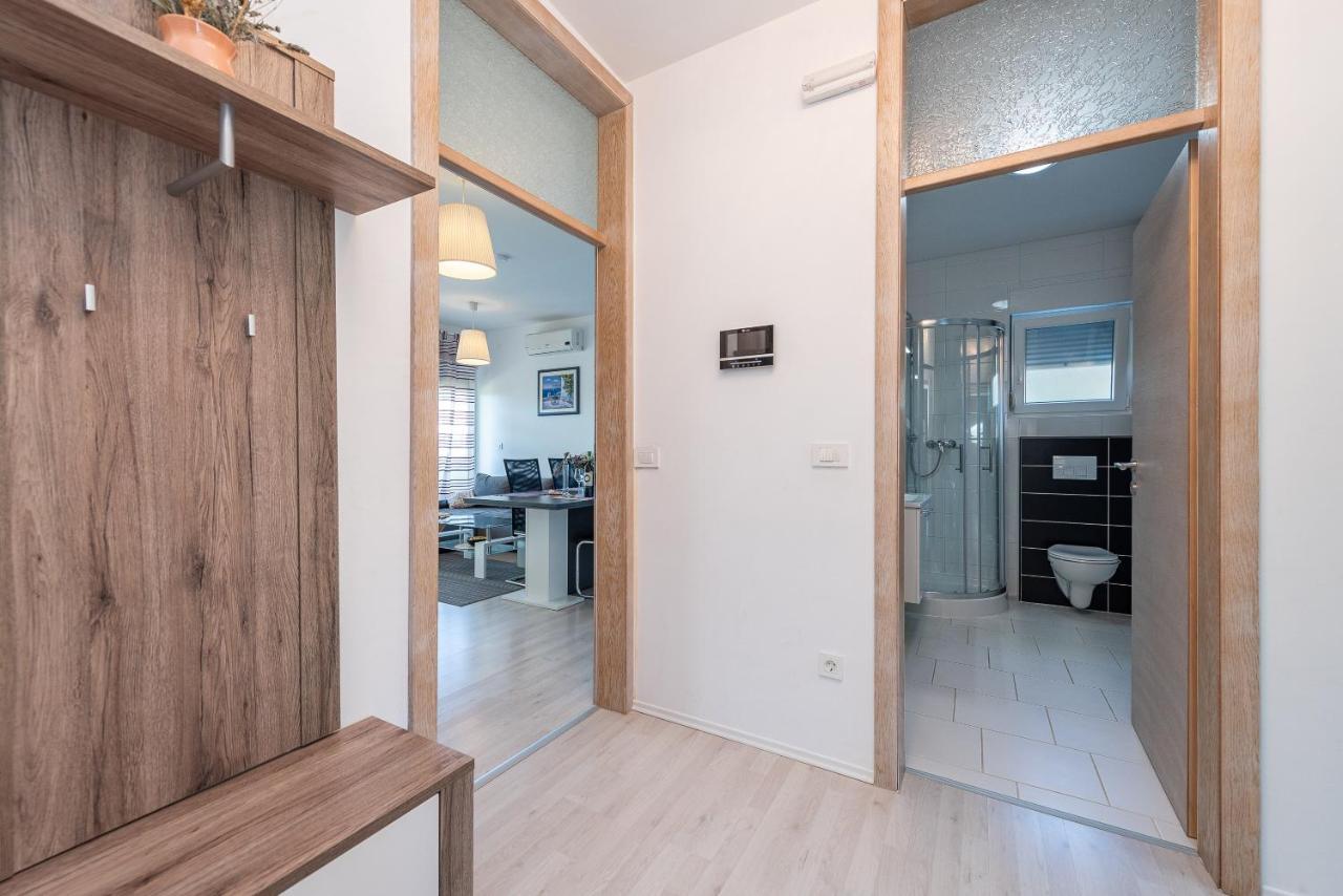 Antonio Apartments ซูโกชัน ภายนอก รูปภาพ
