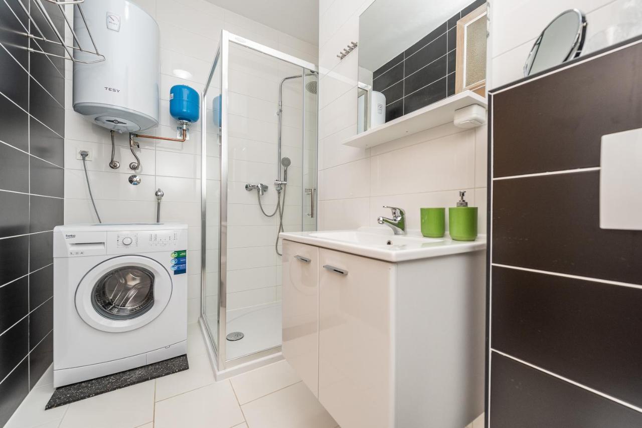 Antonio Apartments ซูโกชัน ภายนอก รูปภาพ